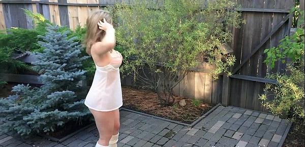  Sunny Lane Plays With Her Wet Pussy Outdoors!
